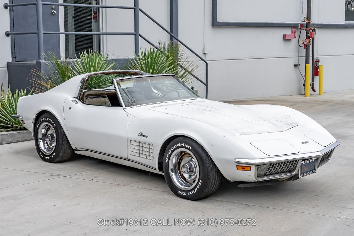 1971 Chevrolet Corvette With 2 Tops thumbnail 3