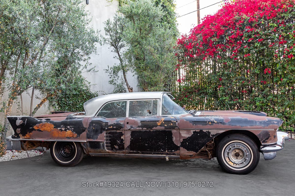 1957 Cadillac Eldorado Brougham thumbnail 3