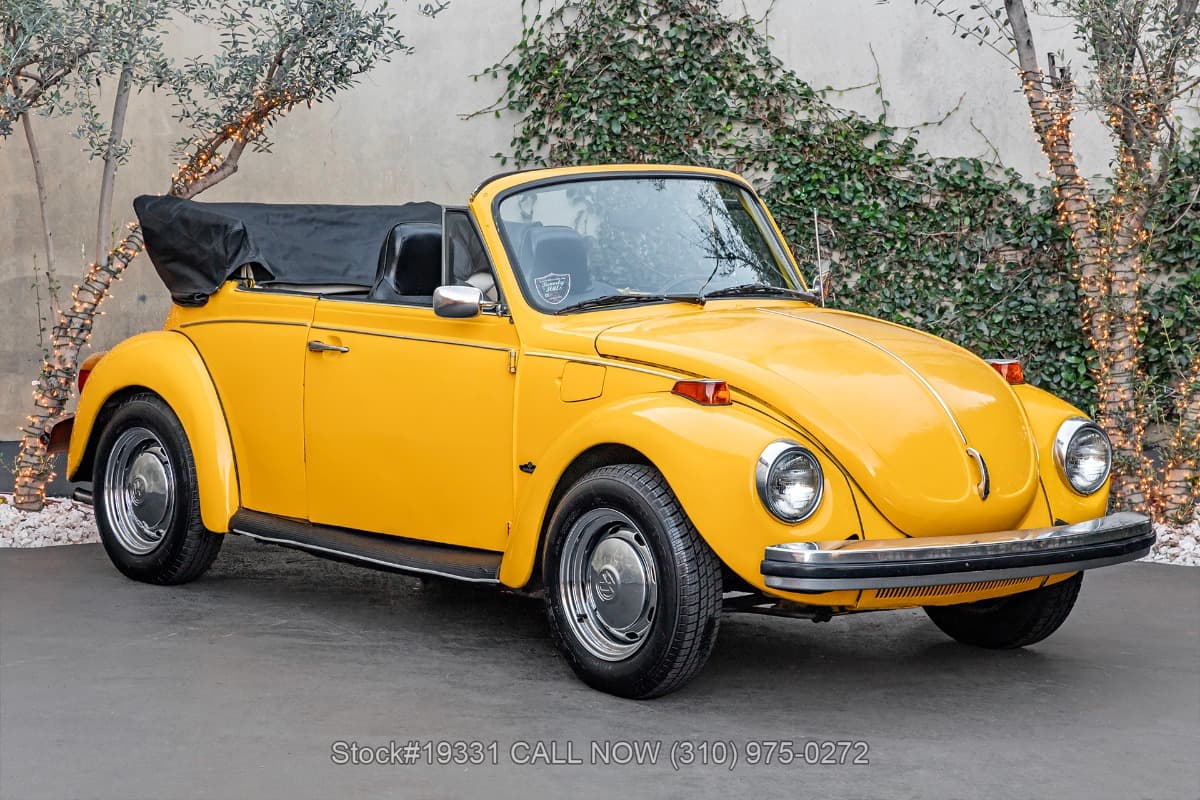 1975 Volkswagen Super Beetle Convertible β photo 1