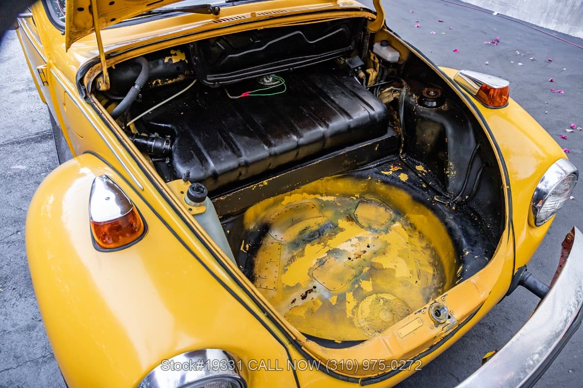 1975 Volkswagen Super Beetle Convertible thumbnail 23