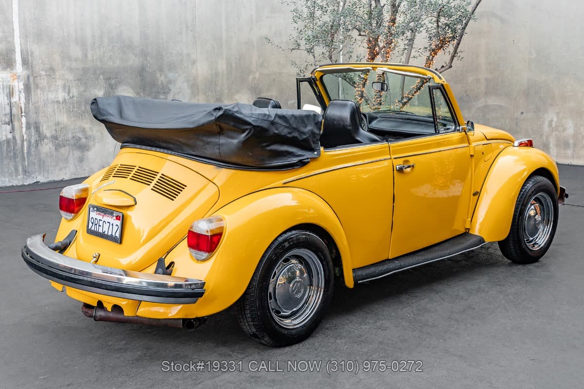 1975 Volkswagen Super Beetle Convertible thumbnail 4