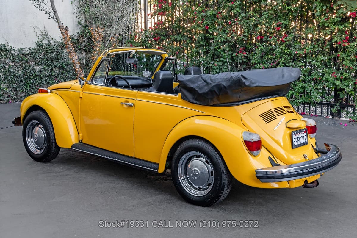 1975 Volkswagen Super Beetle Convertible thumbnail 5