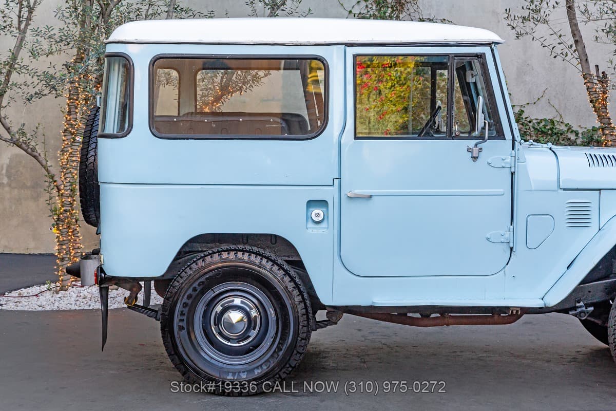 1975 Toyota FJ40 thumbnail 9