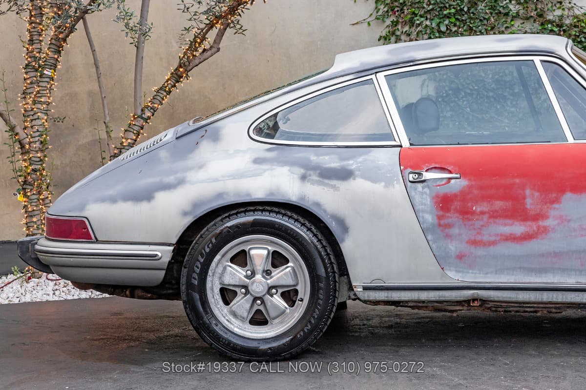 1969 Porsche 911T Coupe thumbnail 10