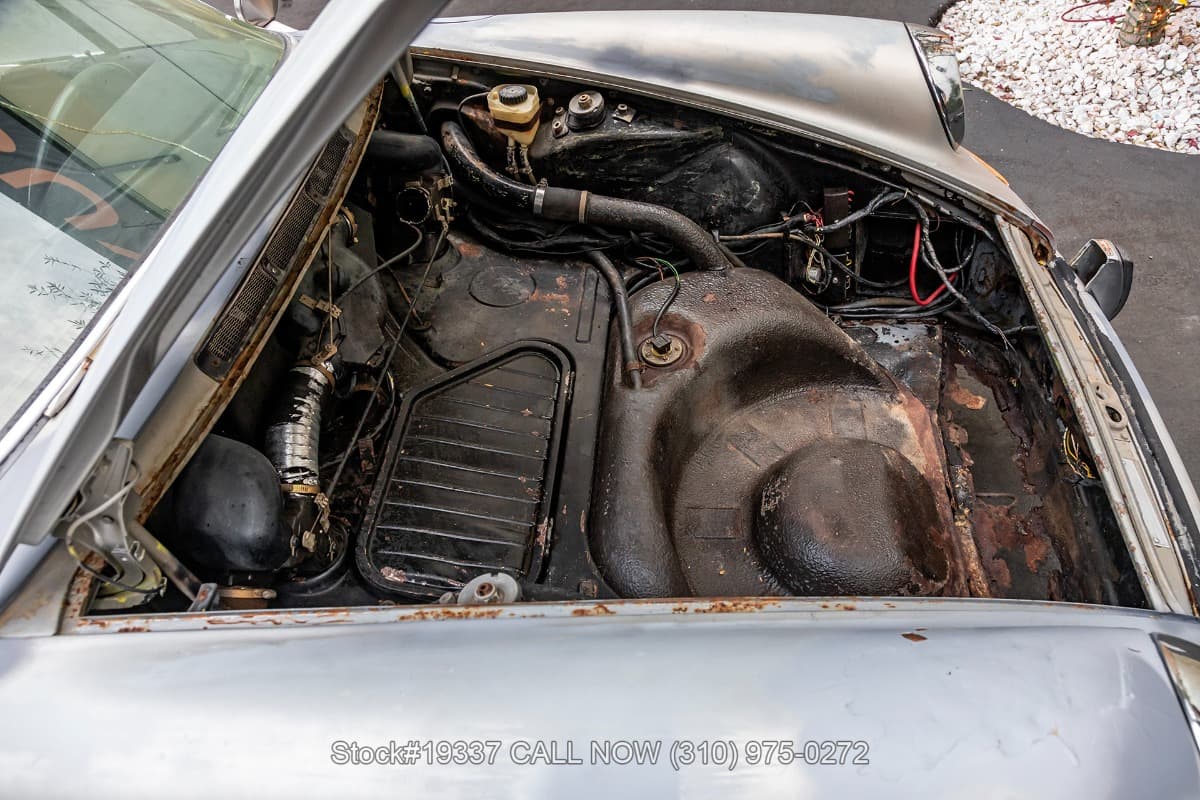 1969 Porsche 911T Coupe thumbnail 23