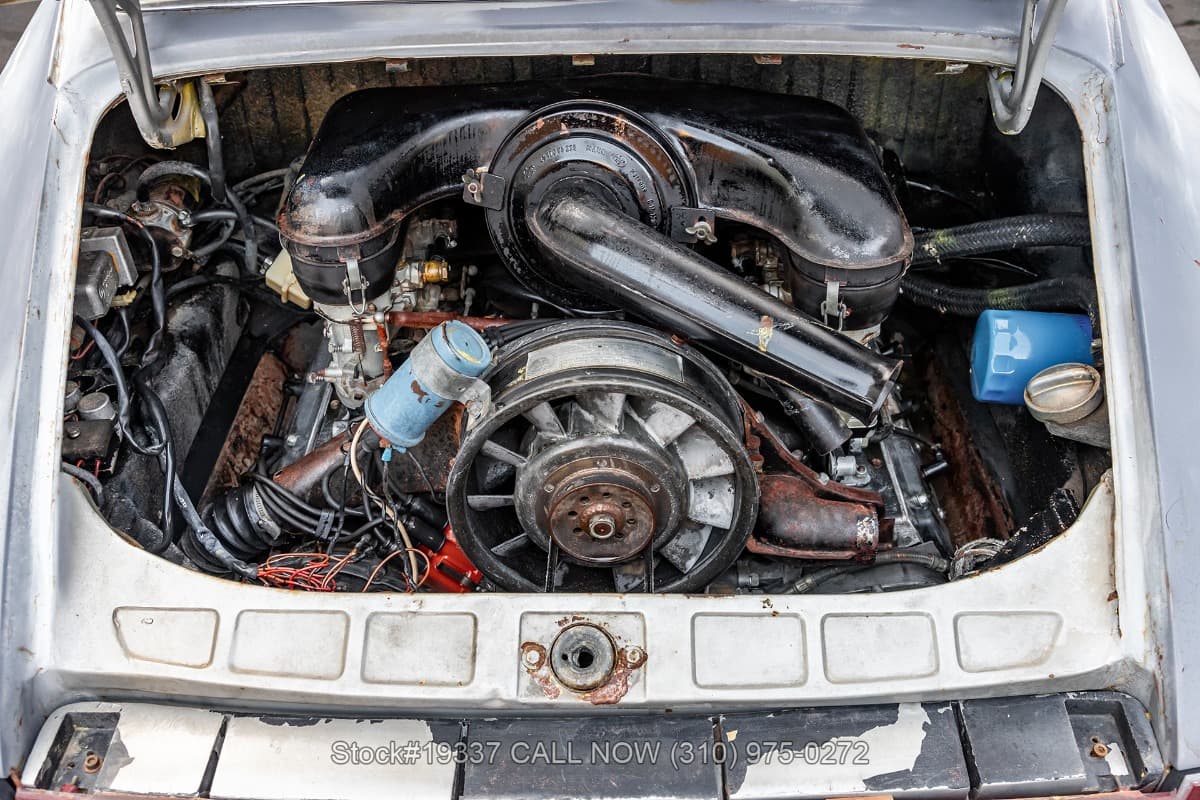 1969 Porsche 911T Coupe thumbnail 24