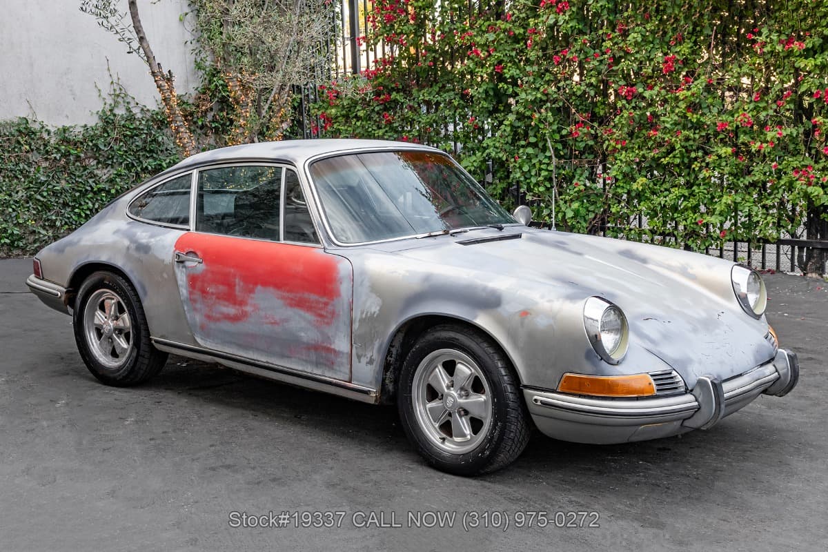 1969 Porsche 911T Coupe thumbnail 3