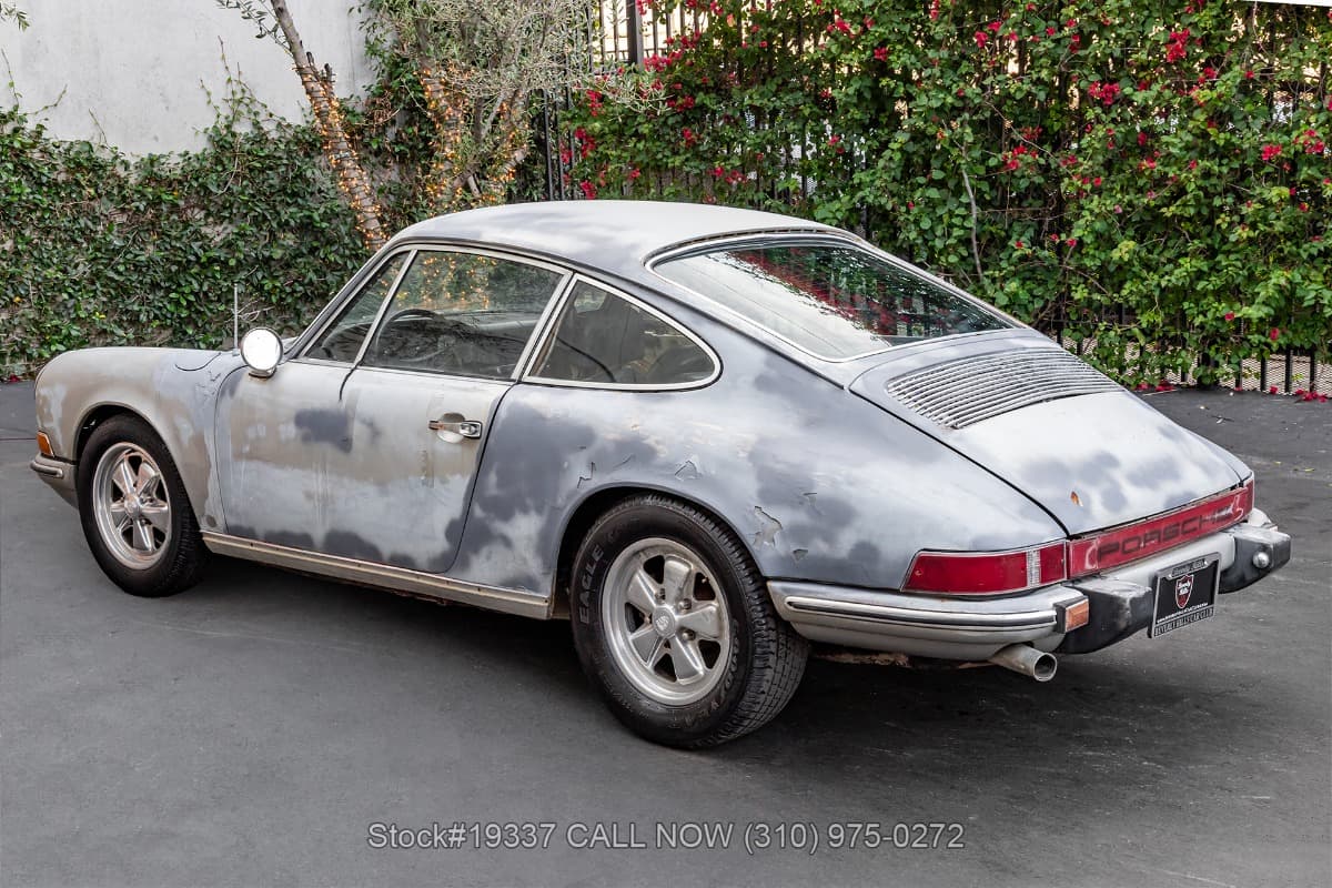 1969 Porsche 911T Coupe thumbnail 7