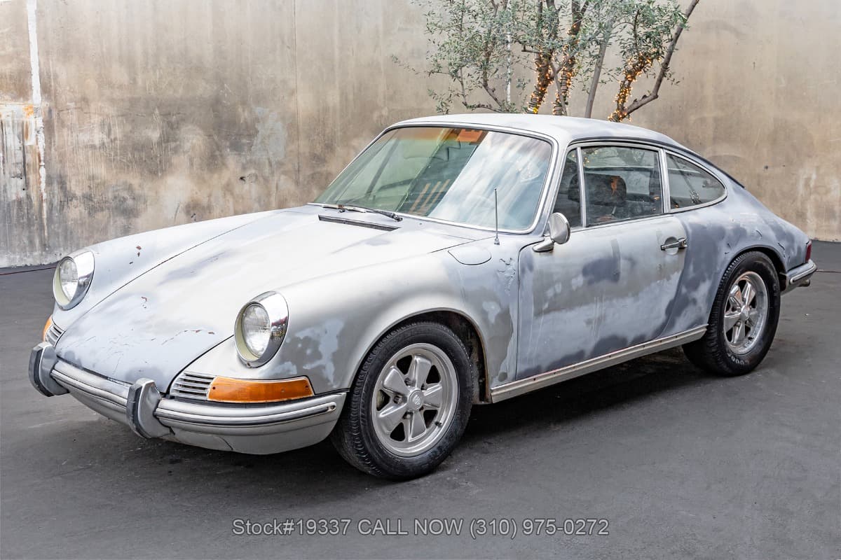 1969 Porsche 911T Coupe thumbnail 8