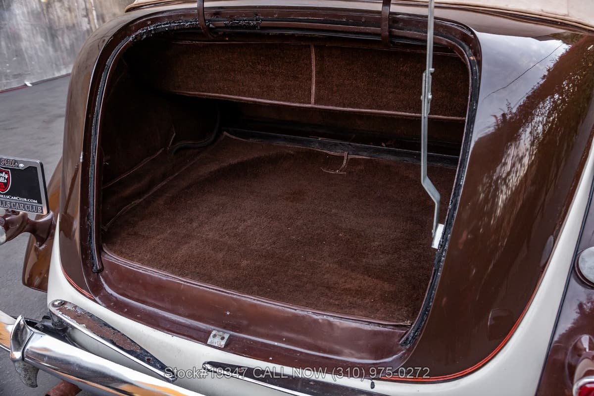 1937 Lincoln Model K V12 Convertible Sedan thumbnail 22