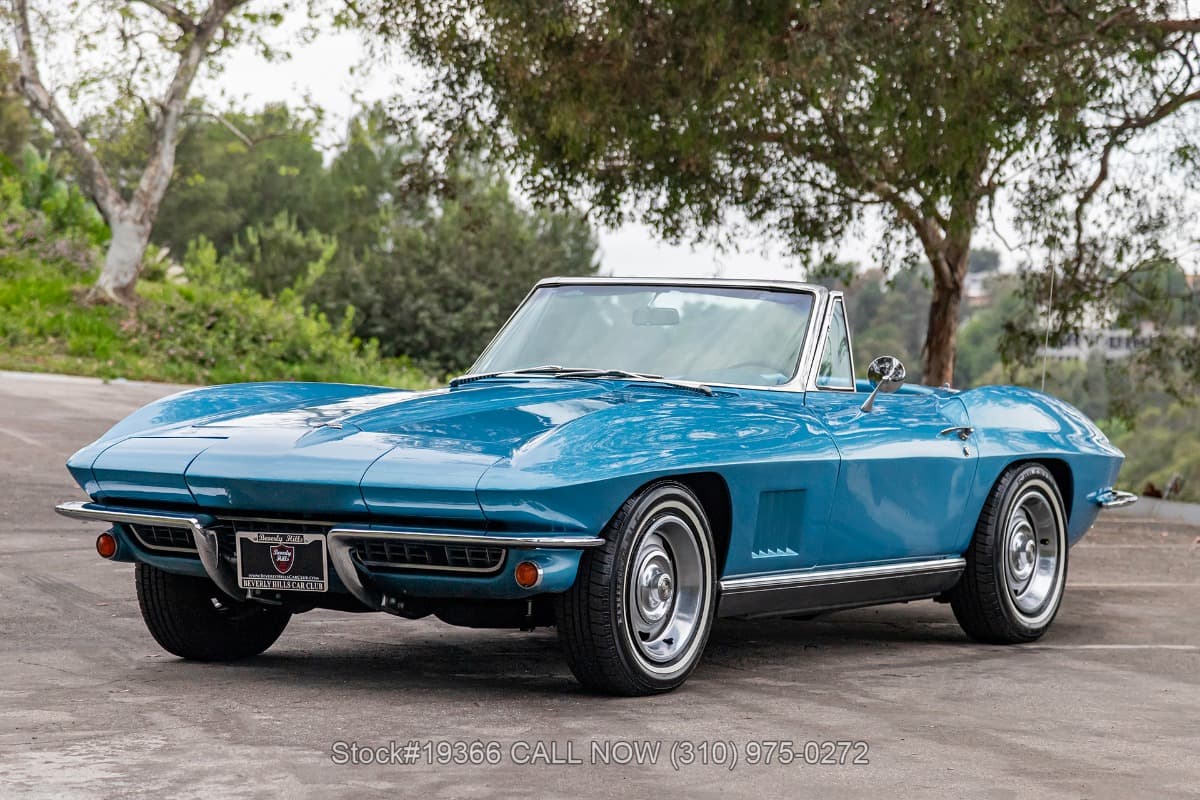 1967 Chevrolet Corvette Convertible Two-Top thumbnail 7