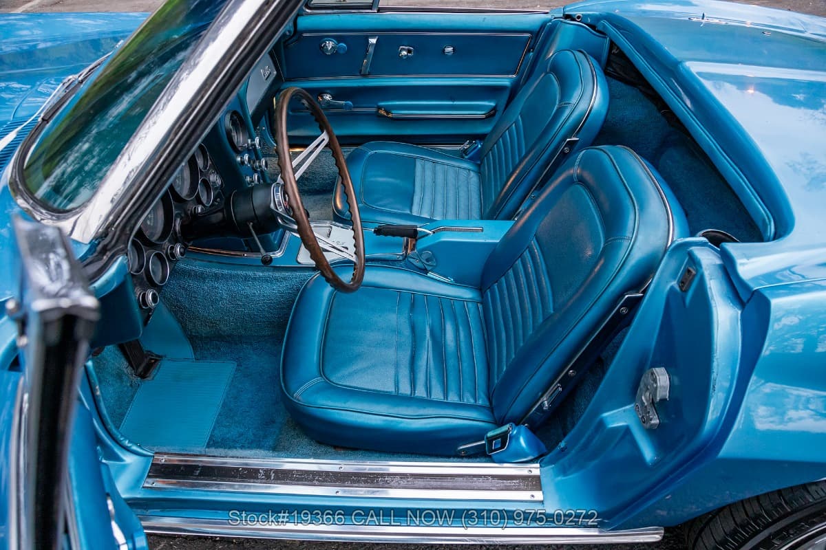 1967 Chevrolet Corvette Convertible Two-Top thumbnail 16