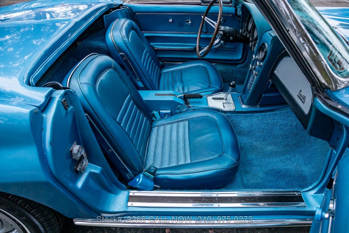 1967 Chevrolet Corvette Convertible Two-Top thumbnail 19