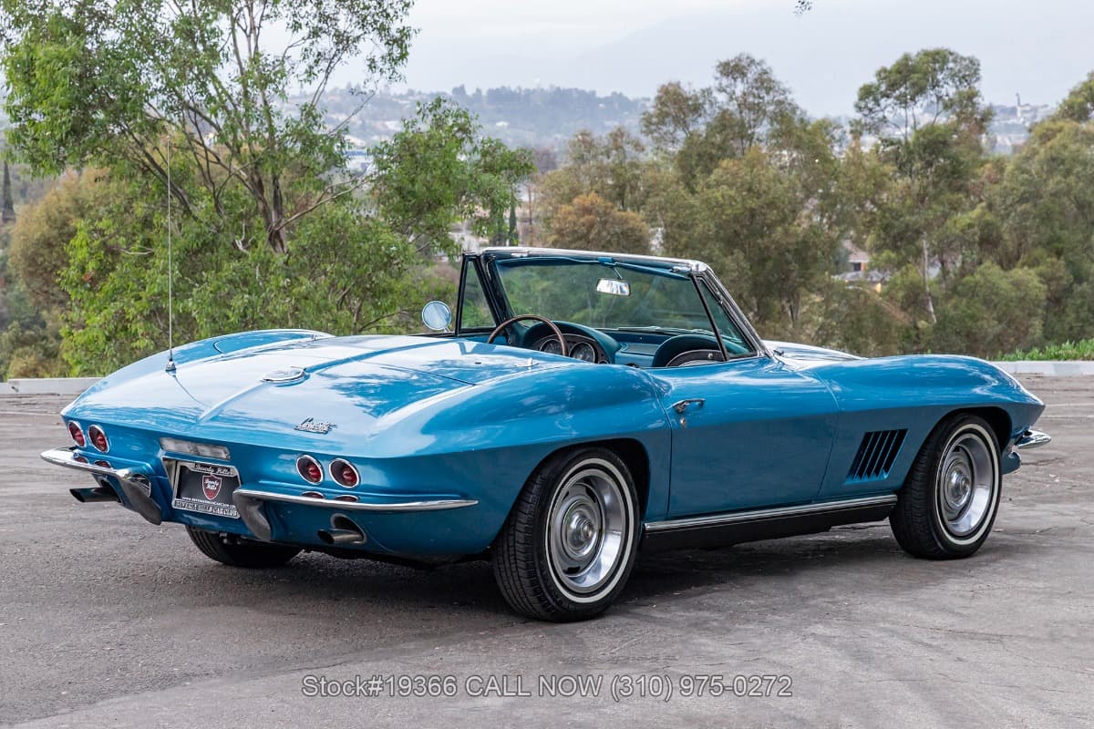 1967 Chevrolet Corvette Convertible Two-Top thumbnail 4