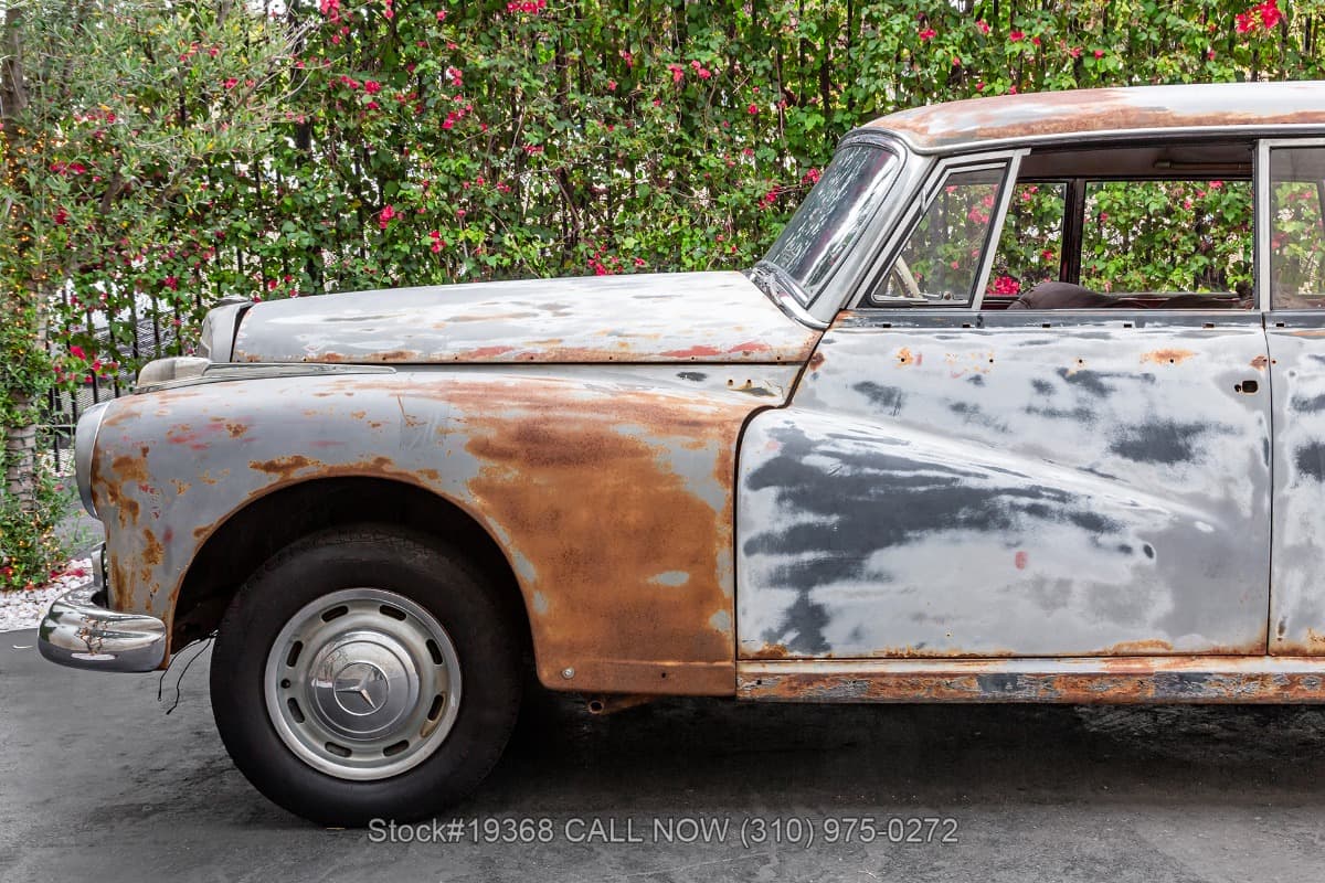 1960 Mercedes 300D Adenauer 4-Speed thumbnail 10