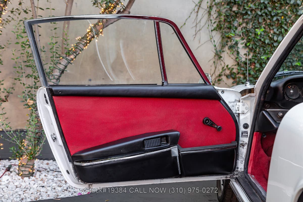 1969 Porsche 911T Coupe thumbnail 11