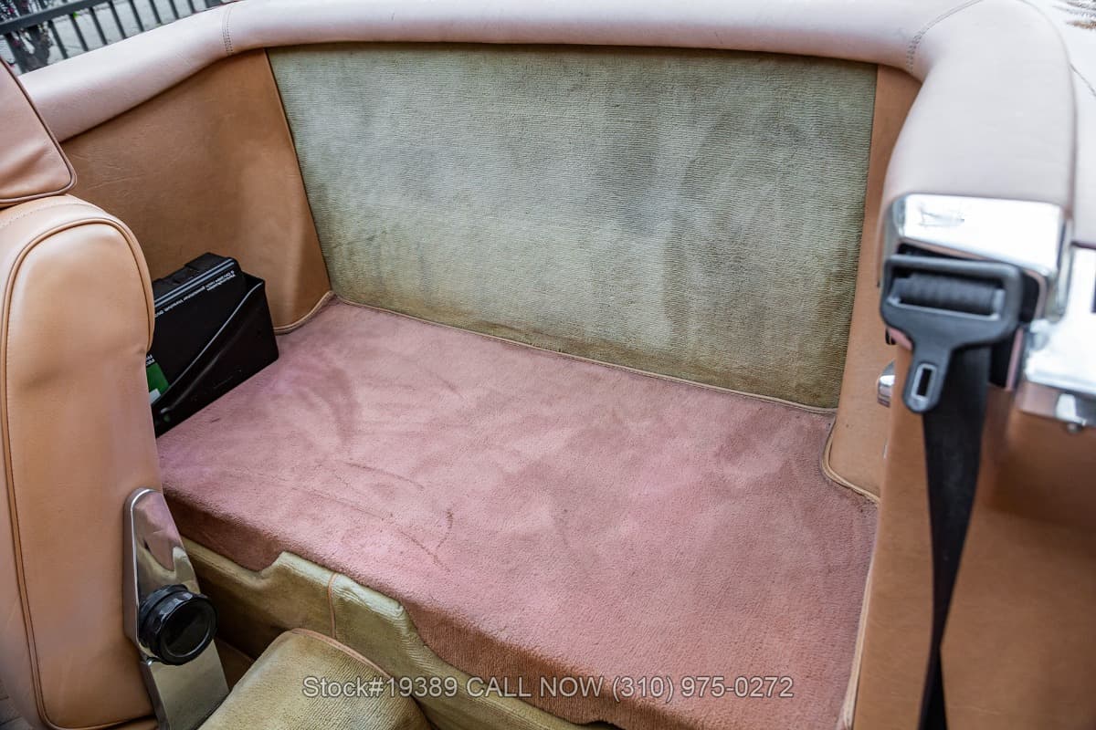 1984 Mercedes 380SL with 2 tops thumbnail 17