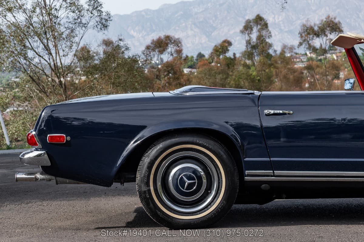 1968 Mercedes 250SL thumbnail 11