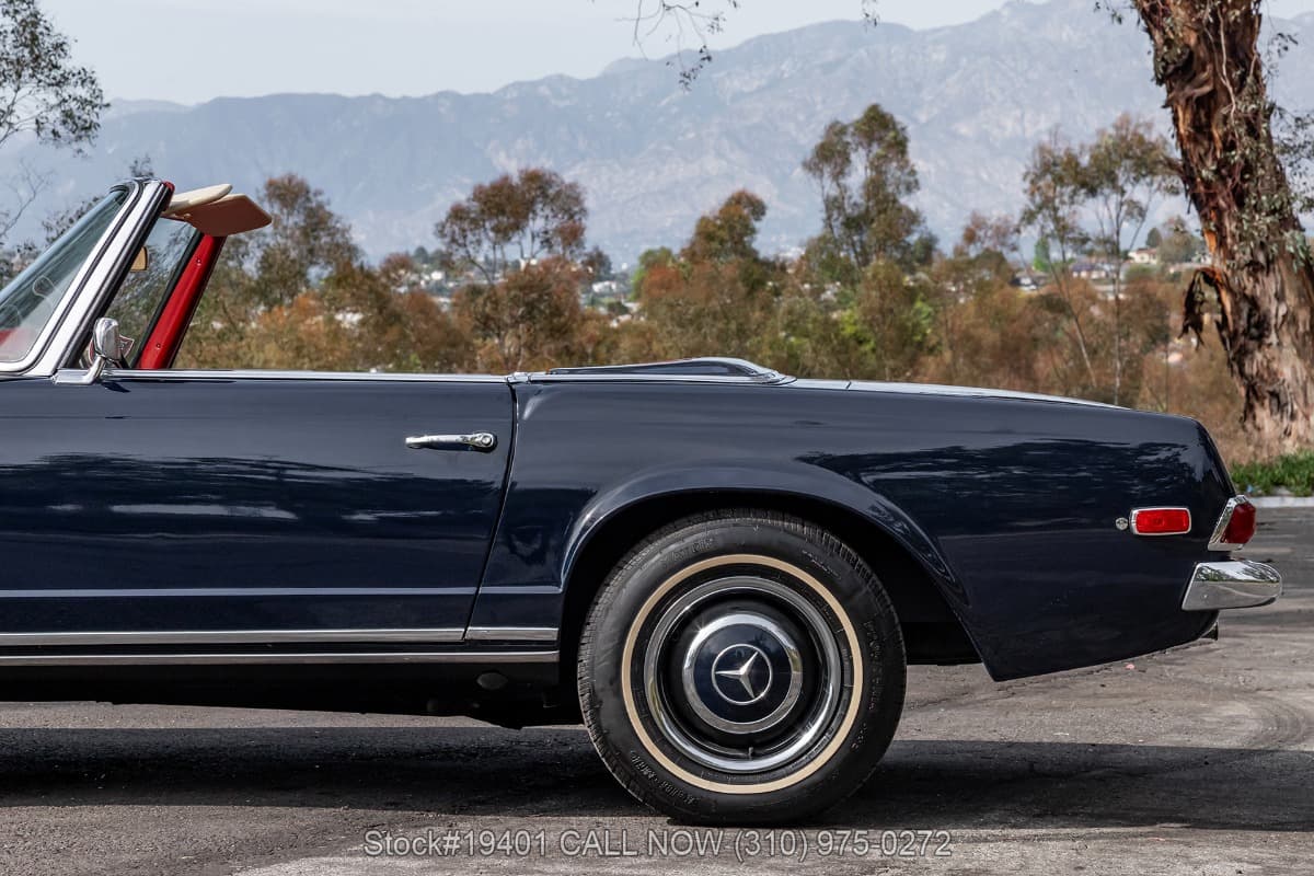 1968 Mercedes 250SL thumbnail 12