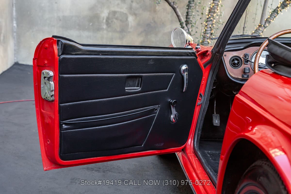 1974 Triumph TR6 thumbnail 13