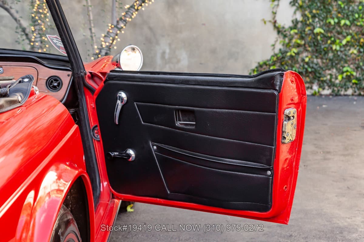 1974 Triumph TR6 thumbnail 18