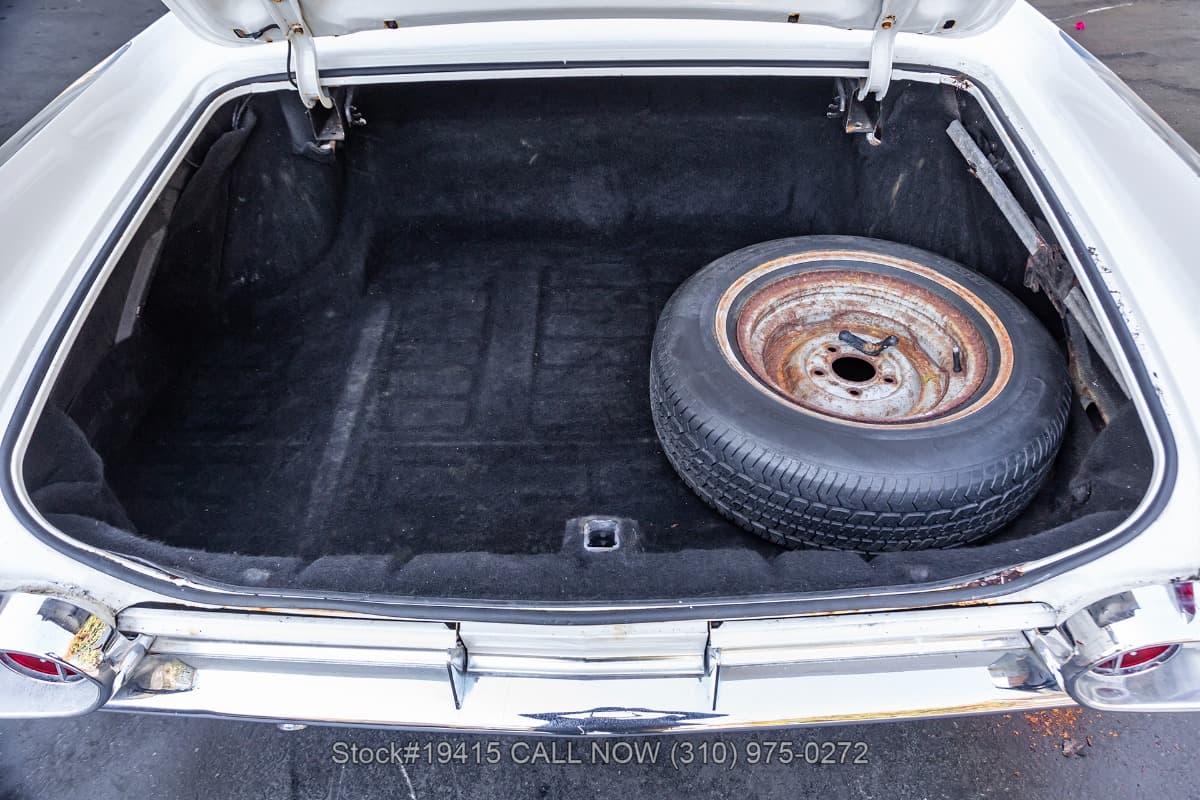 1961 Cadillac DeVille Sedan thumbnail 20