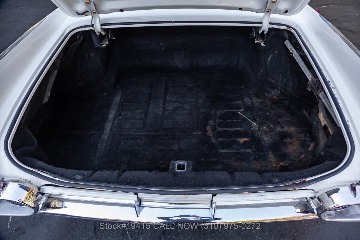 1961 Cadillac DeVille Sedan thumbnail 21