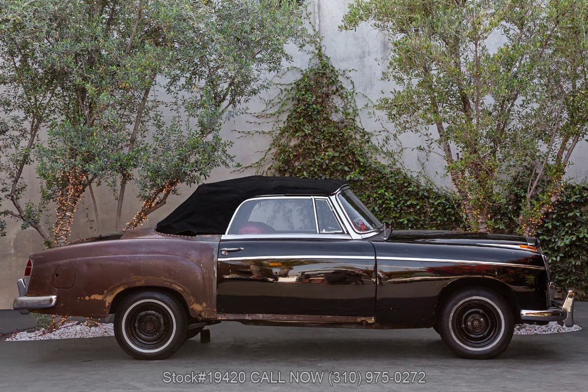 1960 Mercedes 220SE Cabriolet thumbnail 8