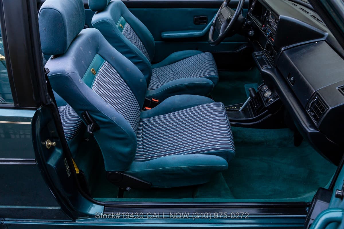 1991 Volkswagen Cabriolet Etienne Aigner Edition thumbnail 17
