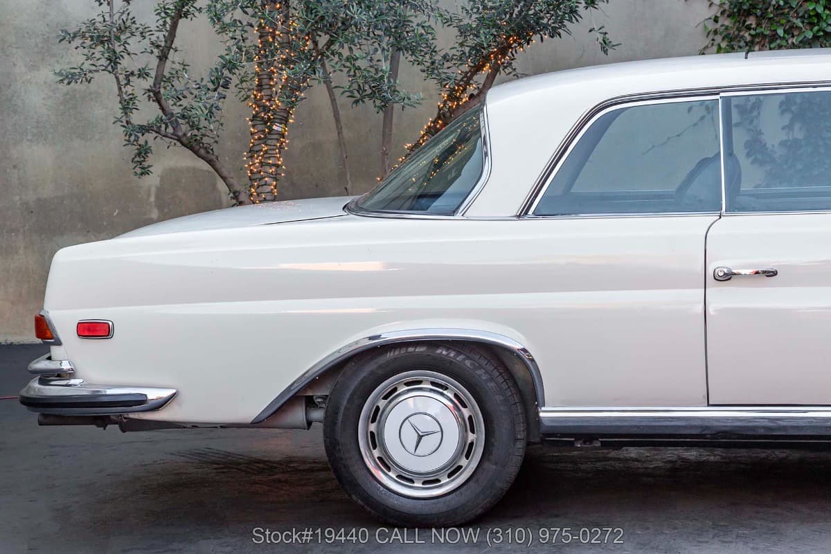 1970 Mercedes 280SE Sunroof Low Grille Coupe thumbnail 9