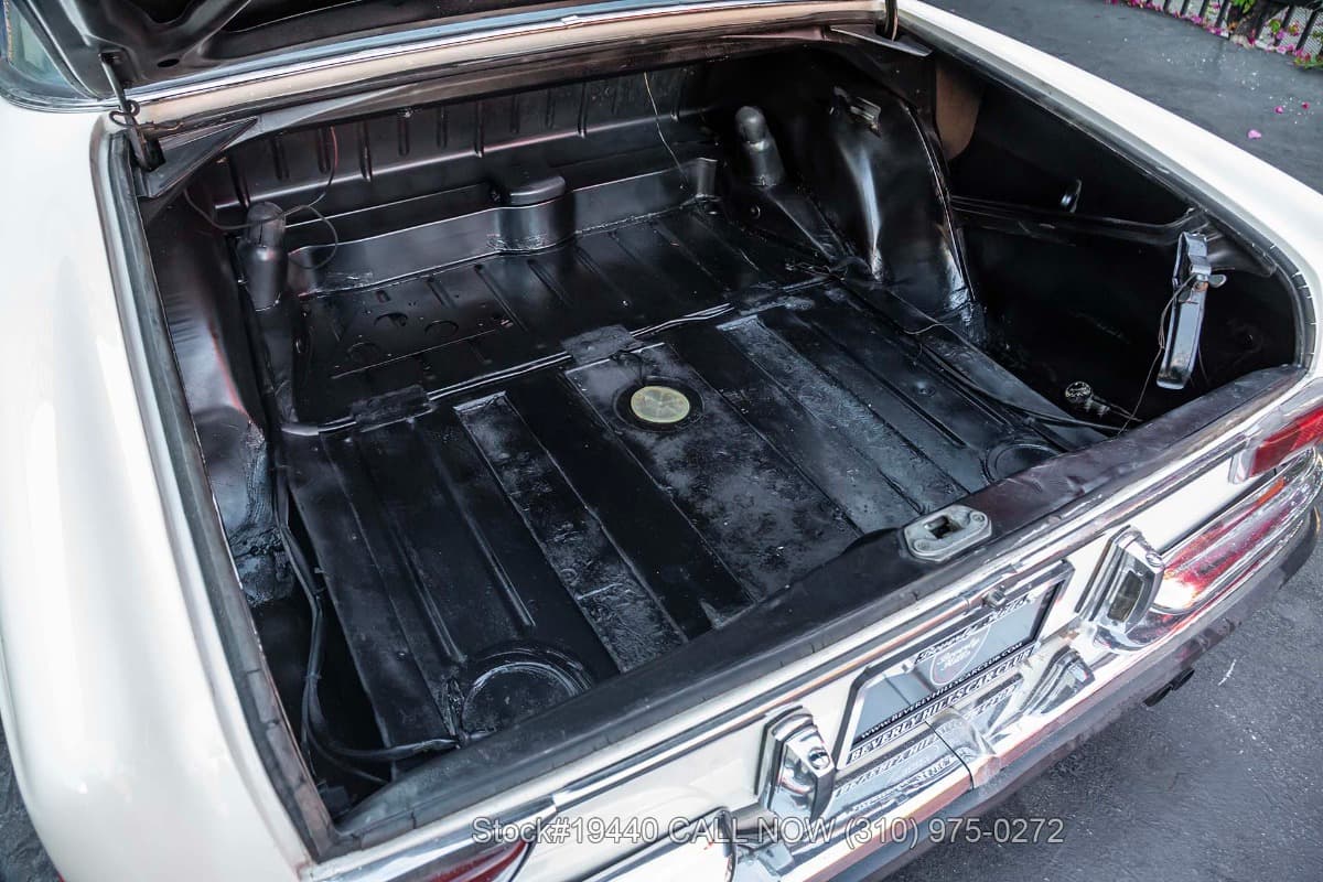 1970 Mercedes 280SE Sunroof Low Grille Coupe thumbnail 19