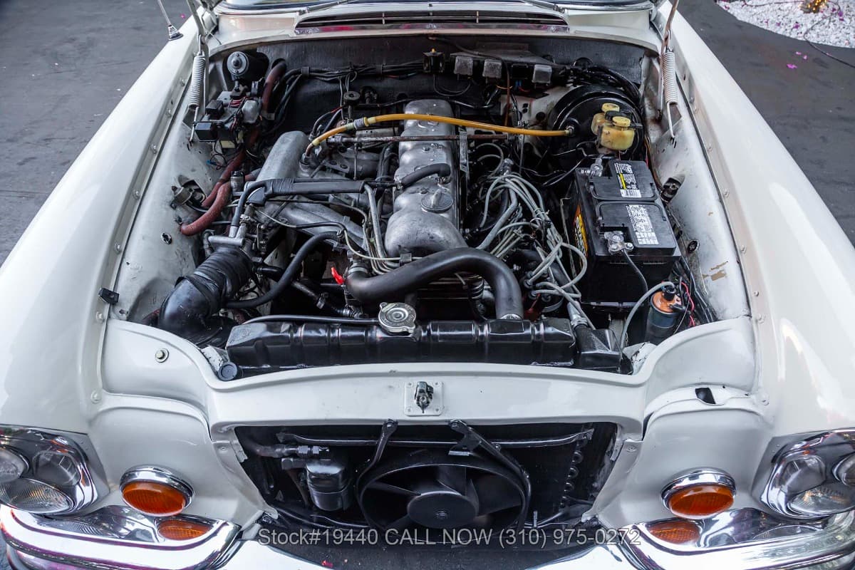 1970 Mercedes 280SE Sunroof Low Grille Coupe thumbnail 23