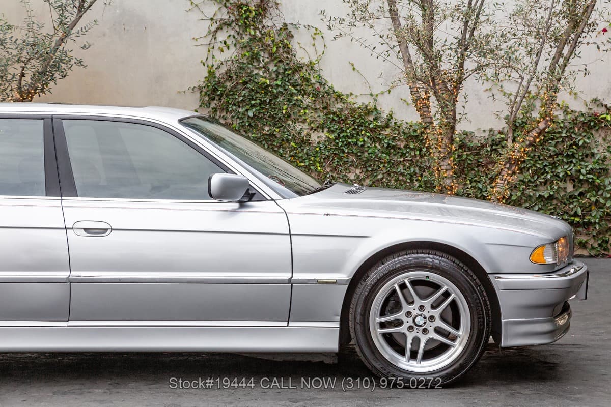 2001 BMW 740iL thumbnail 7