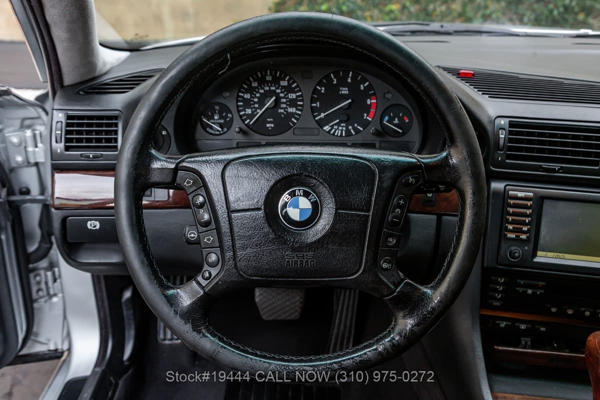 2001 BMW 740iL thumbnail 12