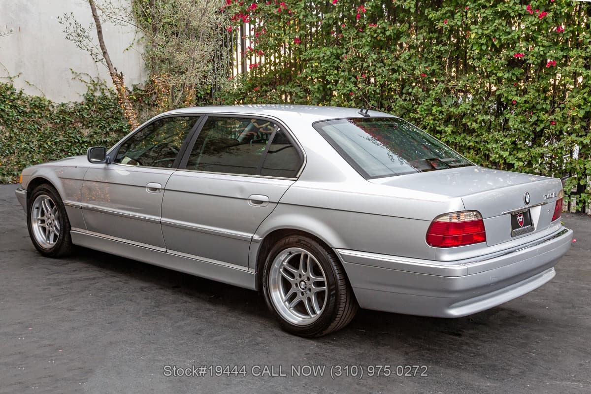2001 BMW 740iL thumbnail 5