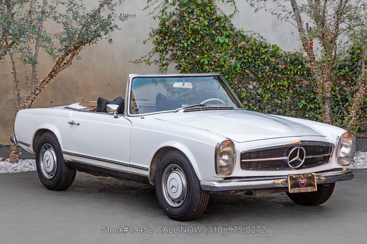 1965 Mercedes 230SL with 2 tops