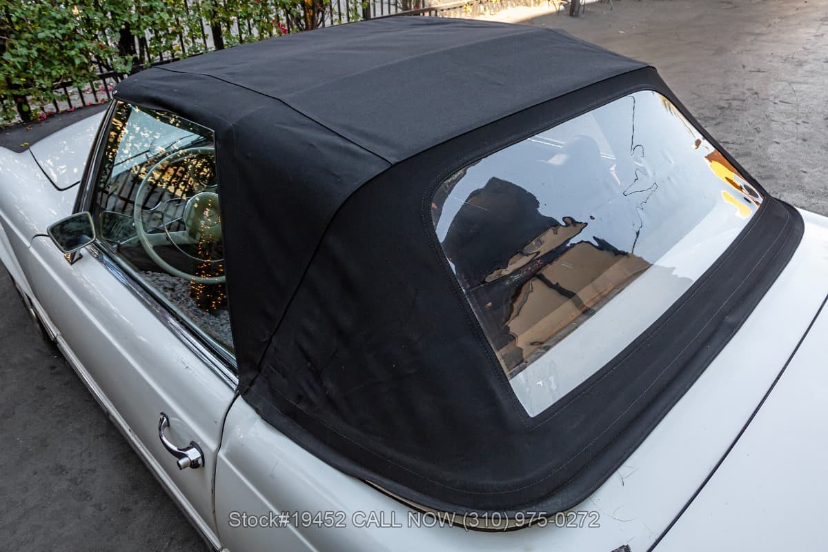 1965 Mercedes 230SL with 2 tops thumbnail 8