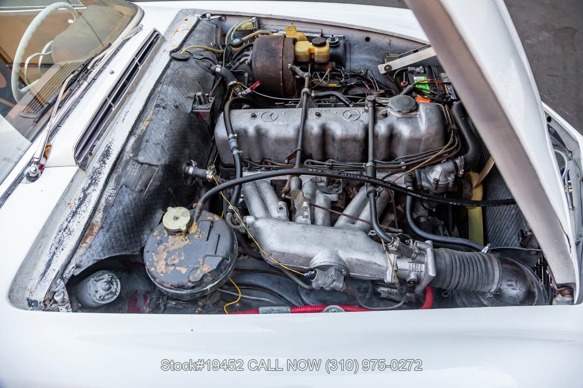 1965 Mercedes 230SL with 2 tops thumbnail 25