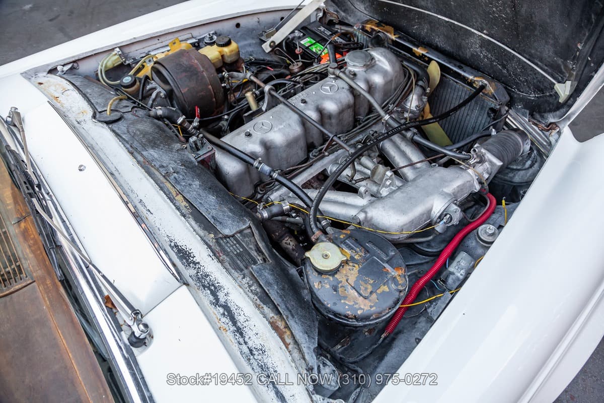 1965 Mercedes 230SL with 2 tops thumbnail 27