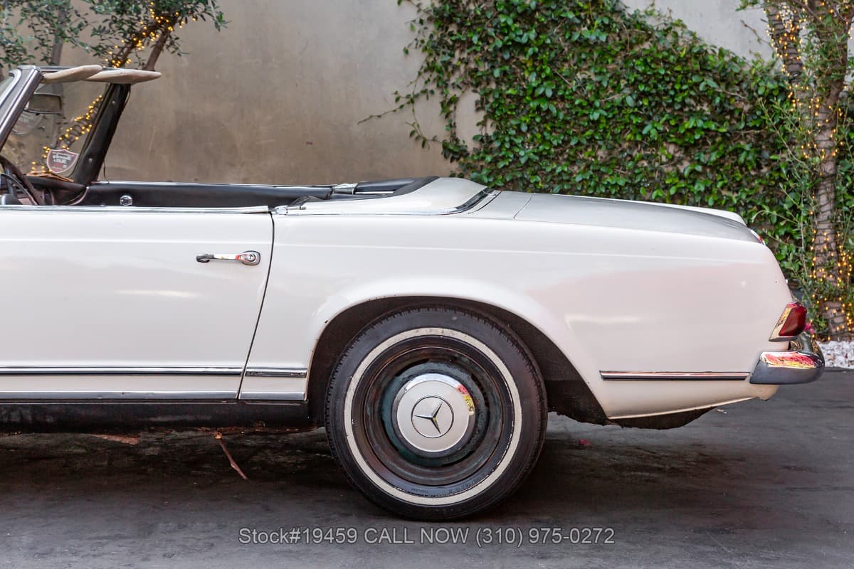1964 Mercedes 230SL Pagoda With 2 Tops thumbnail 15