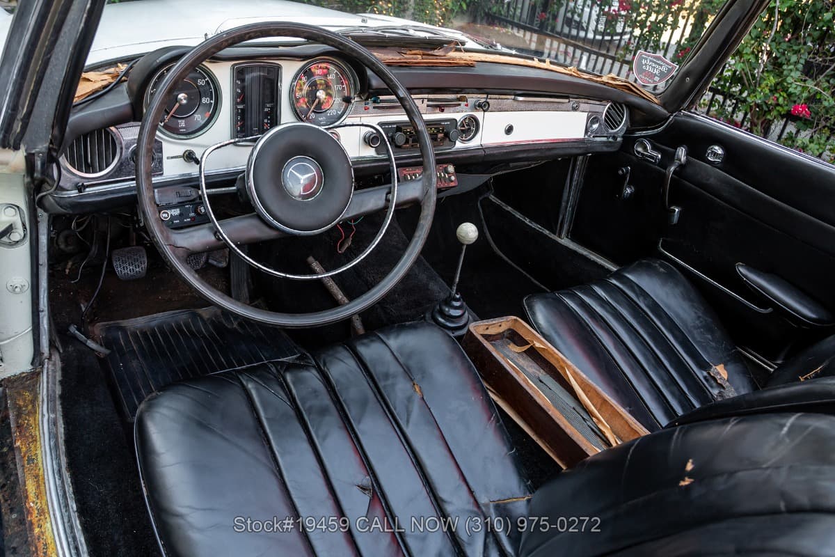 1964 Mercedes 230SL Pagoda With 2 Tops thumbnail 17