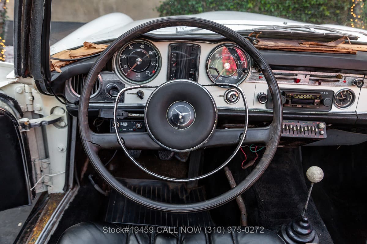 1964 Mercedes 230SL Pagoda With 2 Tops thumbnail 18