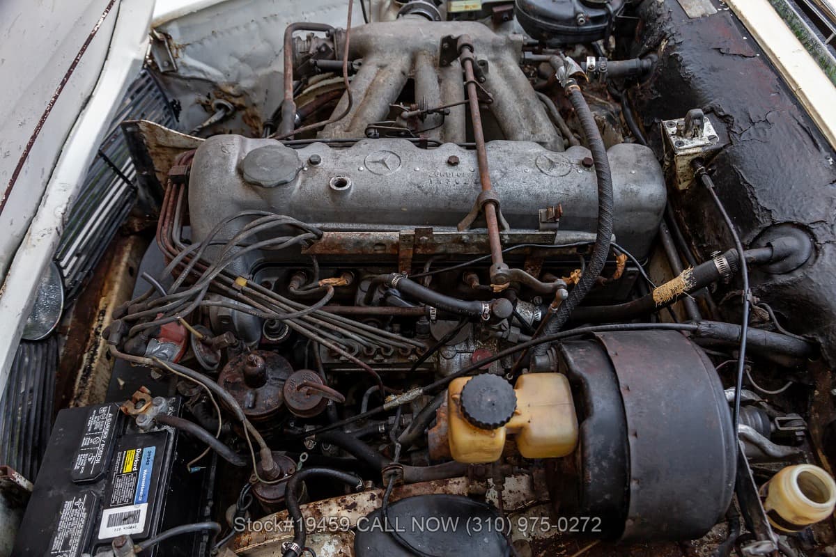 1964 Mercedes 230SL Pagoda With 2 Tops thumbnail 24