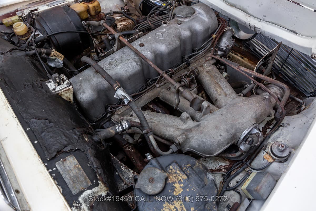 1964 Mercedes 230SL Pagoda With 2 Tops thumbnail 26