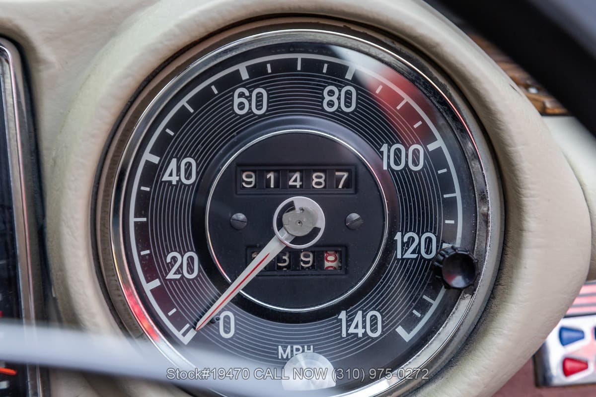 1969 Mercedes 280SE Cabriolet thumbnail 17