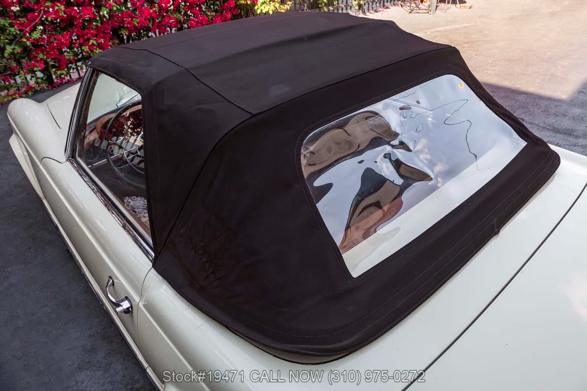 1966 Mercedes 230SL thumbnail 7