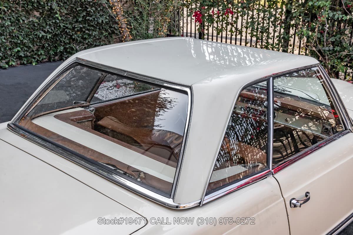 1966 Mercedes 230SL thumbnail 9