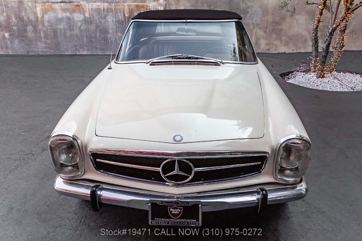 1966 Mercedes 230SL thumbnail 5