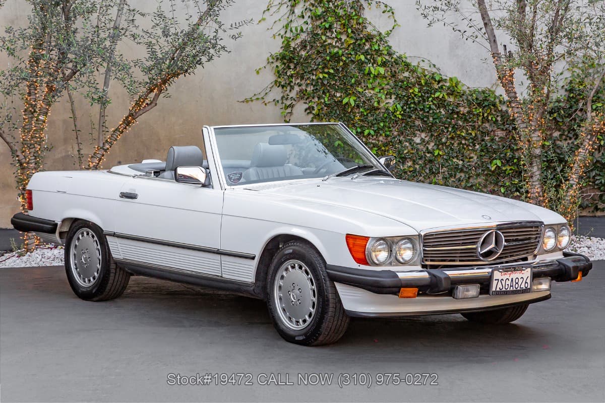1986 Mercedes 560SL with 2 tops