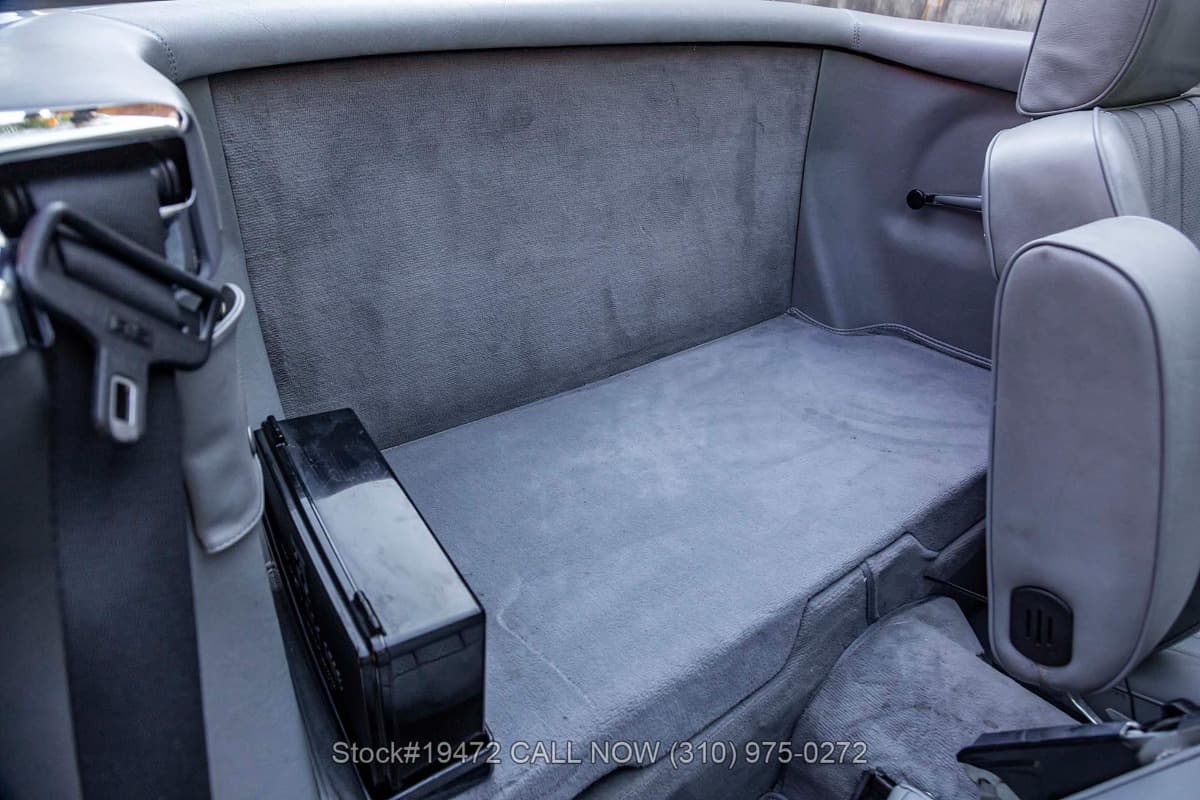 1986 Mercedes 560SL with 2 tops thumbnail 18